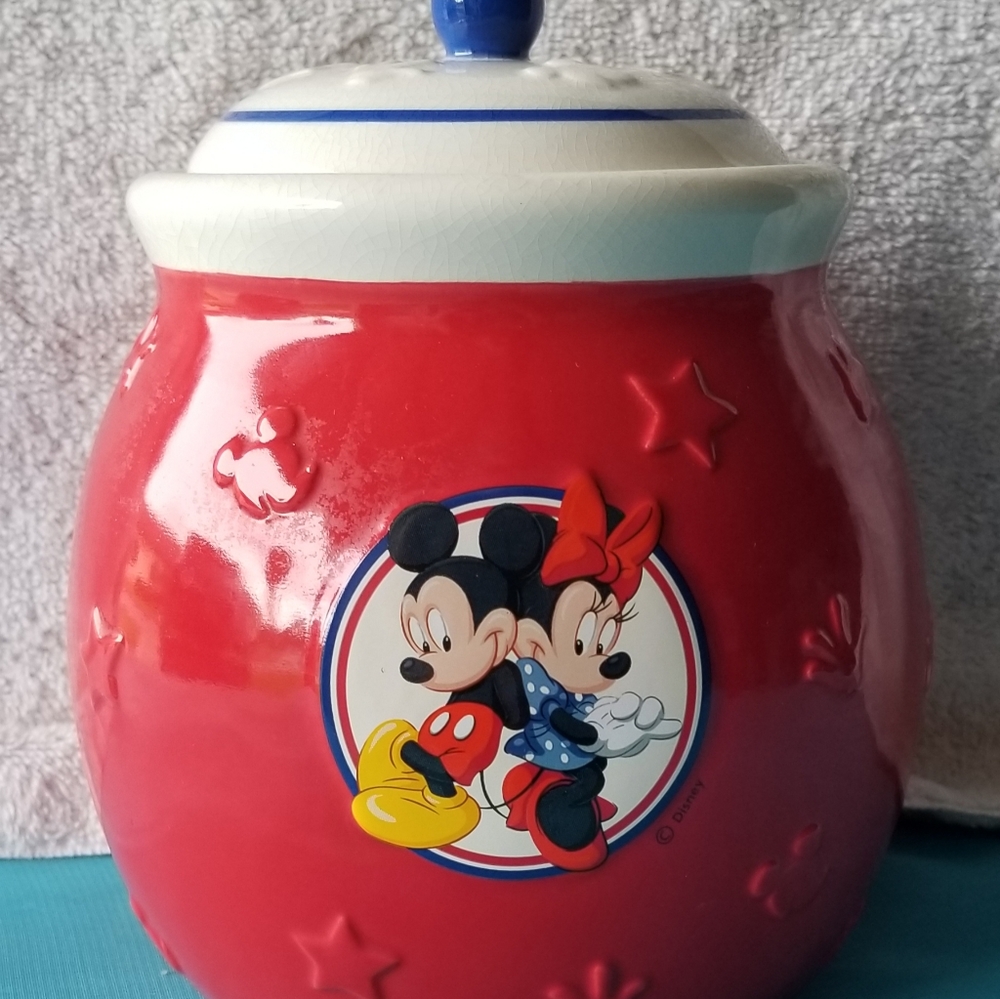 Disney Ceramic Jar with Mickey & Minnie, includes lid